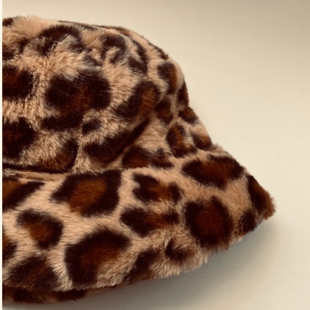 🐾JUNGLE FEVER🐾LUX PLUSH LEOPARD FAUX FUR BUCKET FISHERMAN’S HAT-NEW BOUTIQUE - Picture 6 of 11